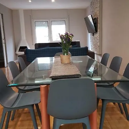 Cornella Grand Apartment