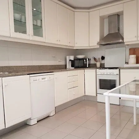 Cornella Grand Apartament Cornellà de Llobregat